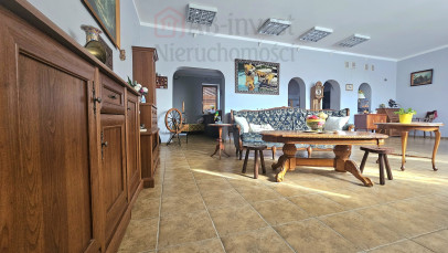 Dom Sprzedaż Lesięcin